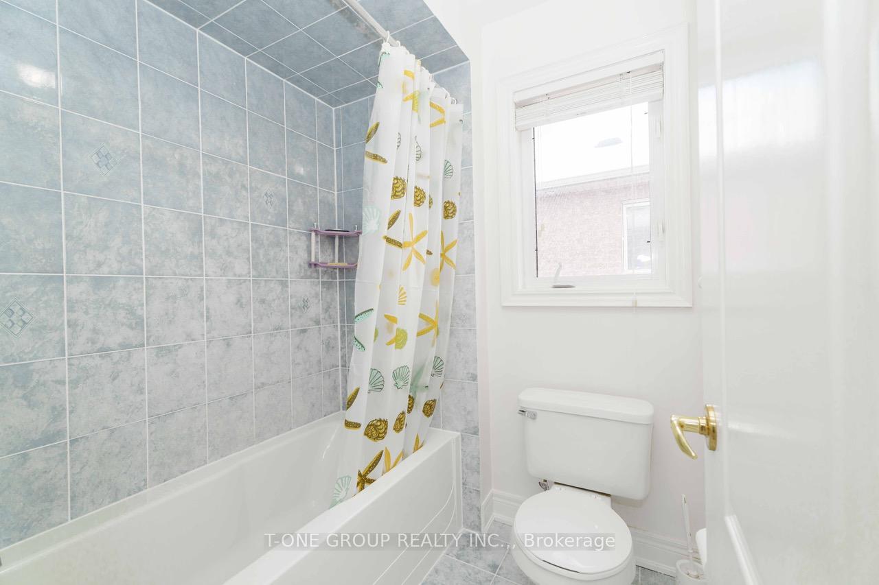 Photo 26 of 18 Yellow Pine Road, Brampton, Bram East — HOMEH