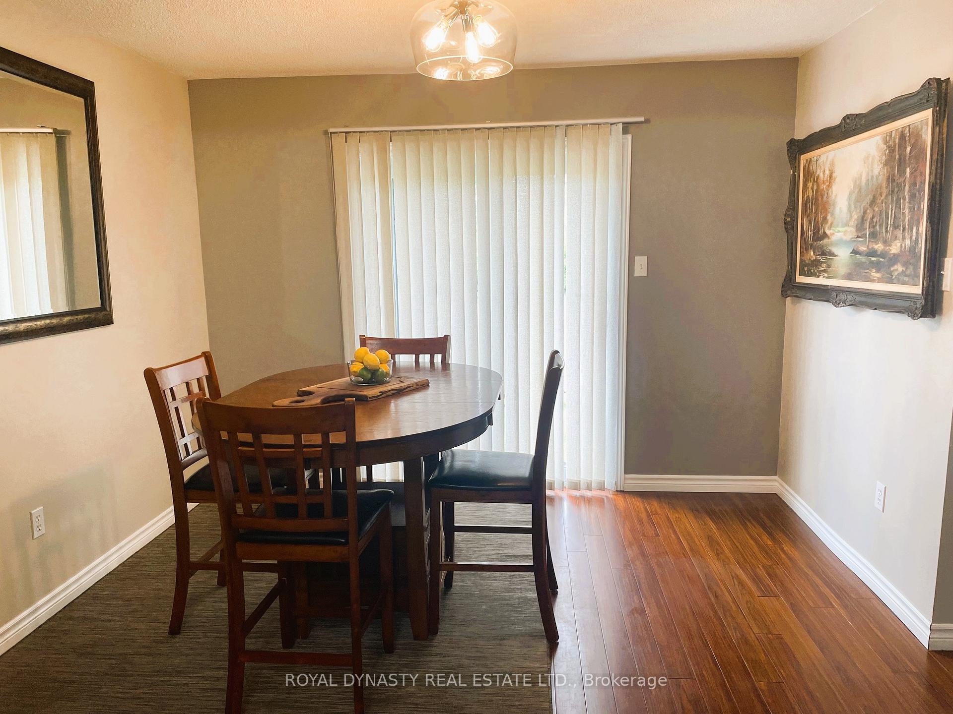 Photo 6 of 8 Kate Aitken Crescent, New Tecumseth, Beeton — HOMEH