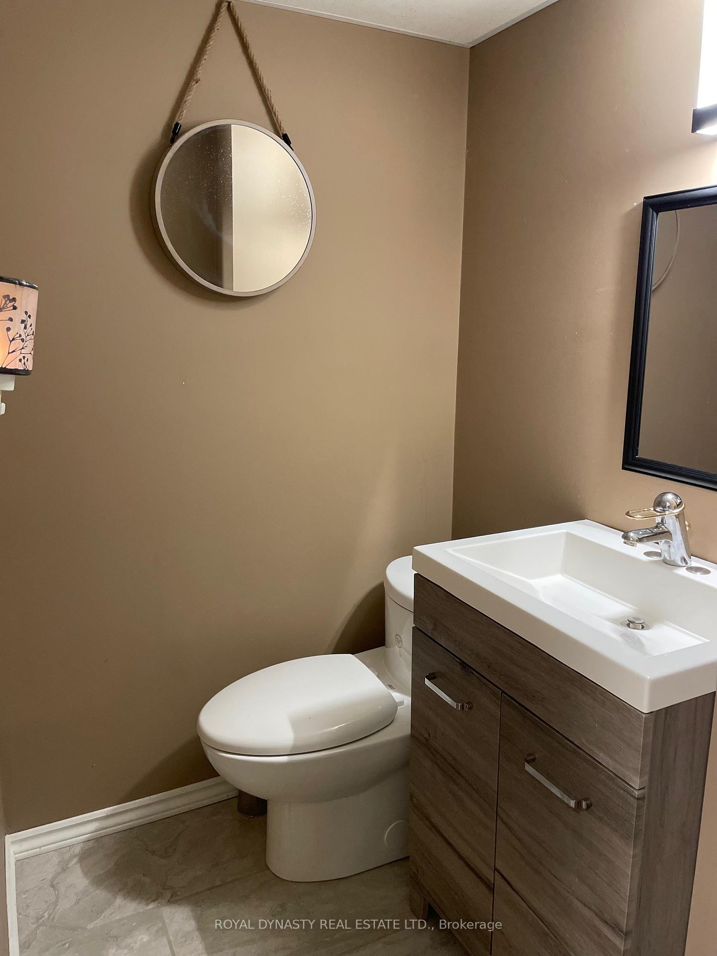 Photo 29 of 8 Kate Aitken Crescent, New Tecumseth, Beeton — HOMEH