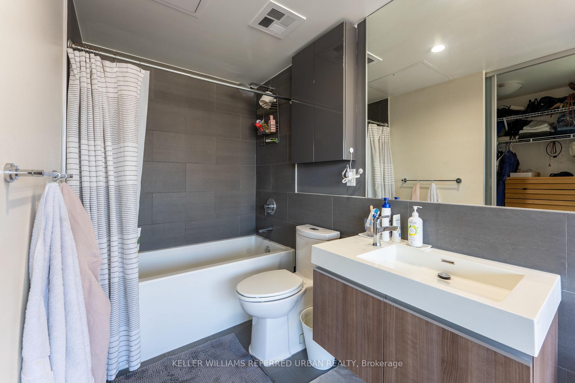 Photo 9 of Unit 803, 70 Distillery Lane, Toronto, Waterfront Communities — HOMEH
