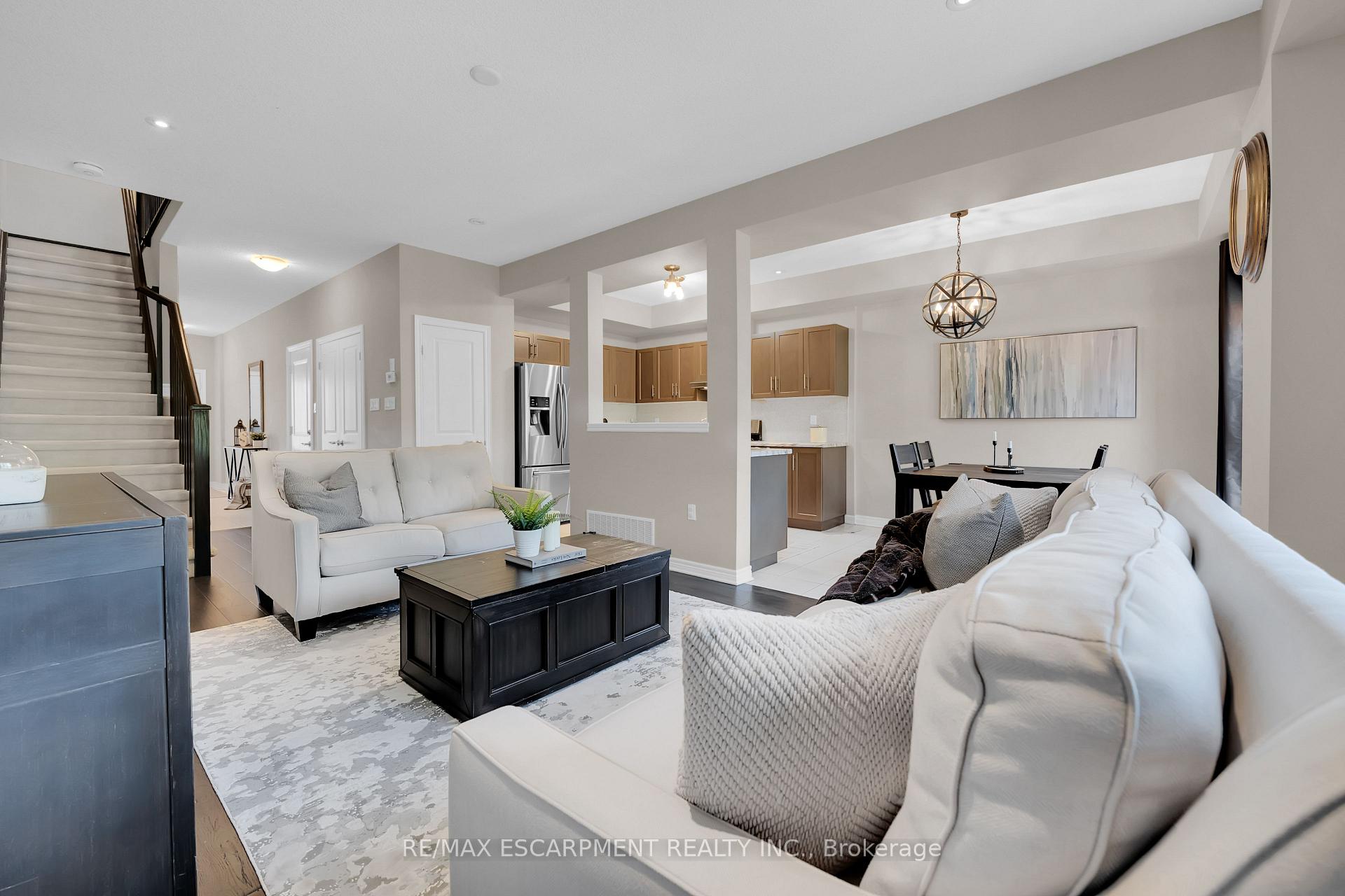 Photo 7 of 137 Kinsman Drive, Hamilton, Binbrook — HOMEH
