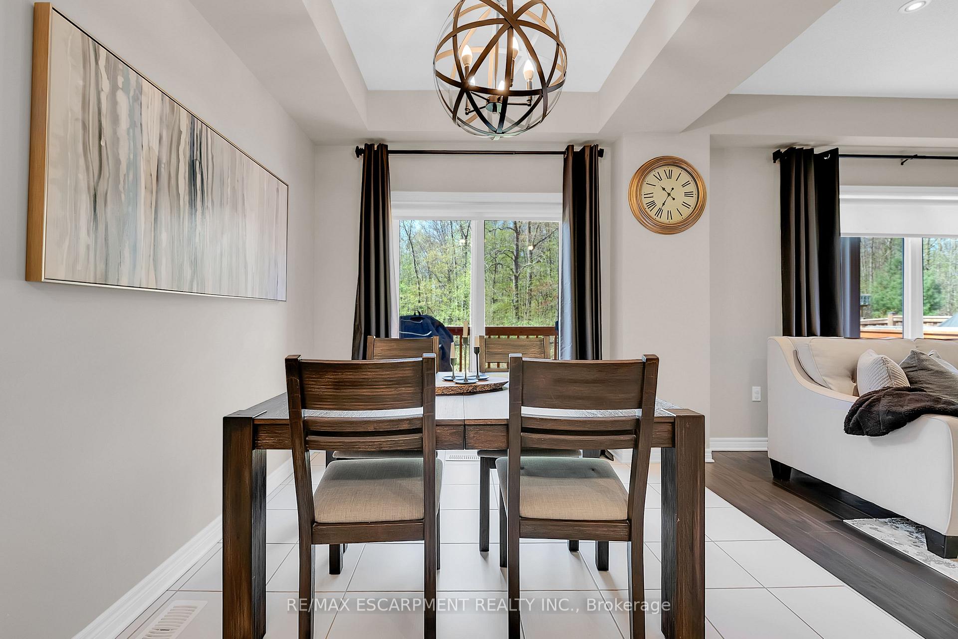 Photo 14 of 137 Kinsman Drive, Hamilton, Binbrook — HOMEH