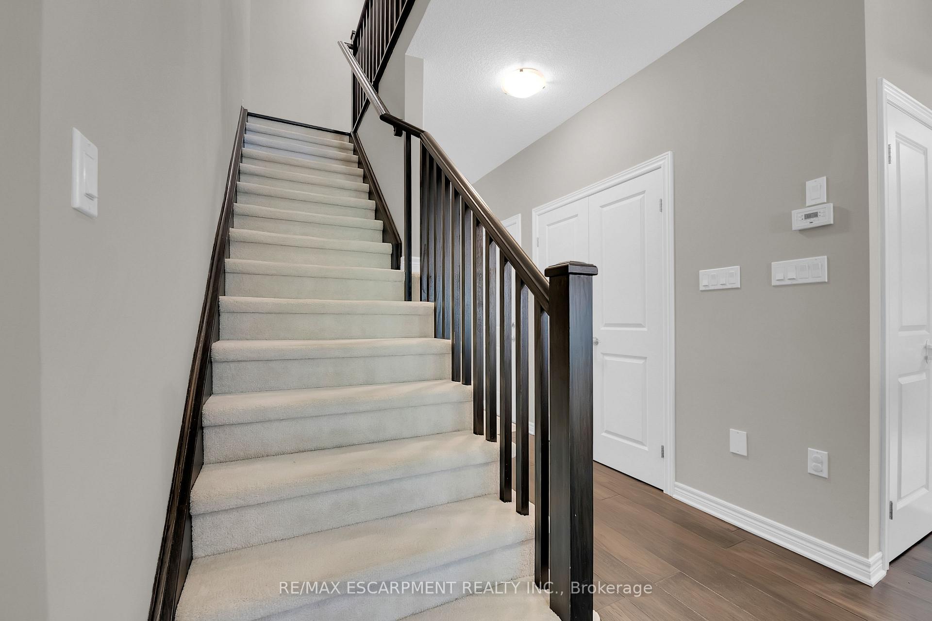 Photo 19 of 137 Kinsman Drive, Hamilton, Binbrook — HOMEH
