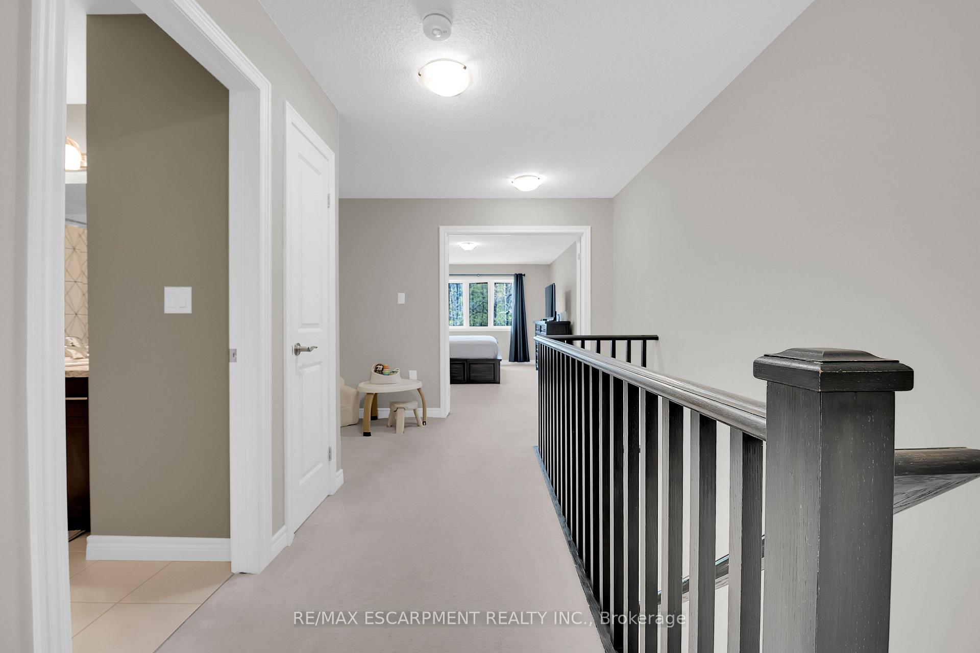 Photo 21 of 137 Kinsman Drive, Hamilton, Binbrook — HOMEH
