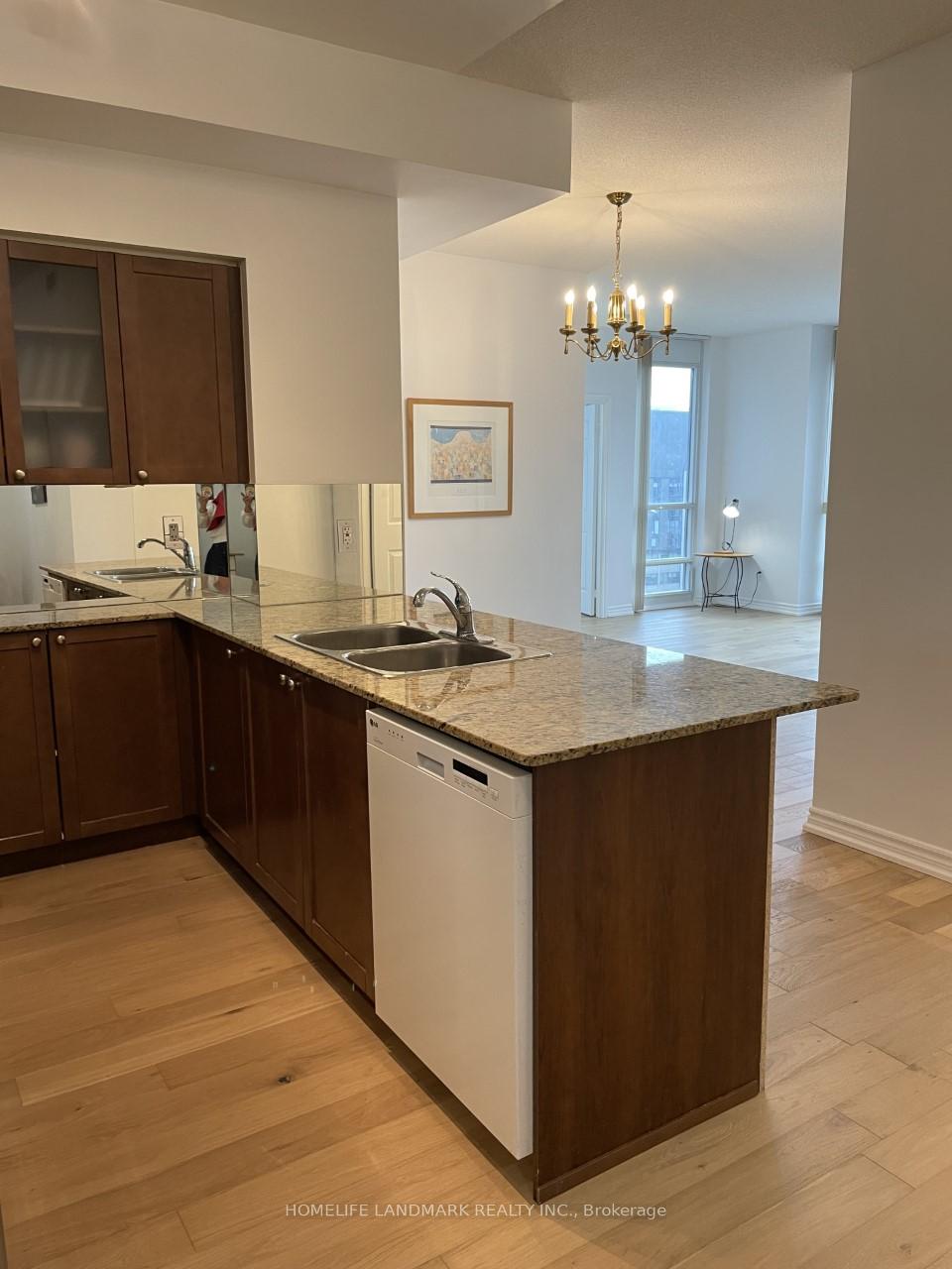 Photo 7 of Unit 3408, 761 Bay Street, Toronto, Bay Street Corridor — HOMEH