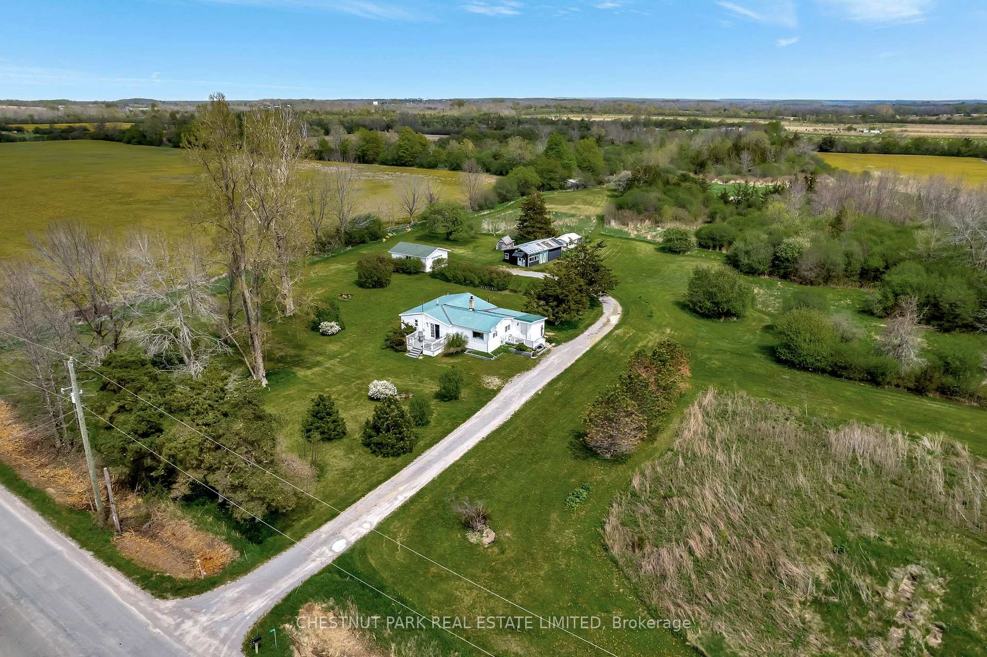 Photo 12 of 418 Matthie Road, Prince Edward County, Bloomfield — HOMEH