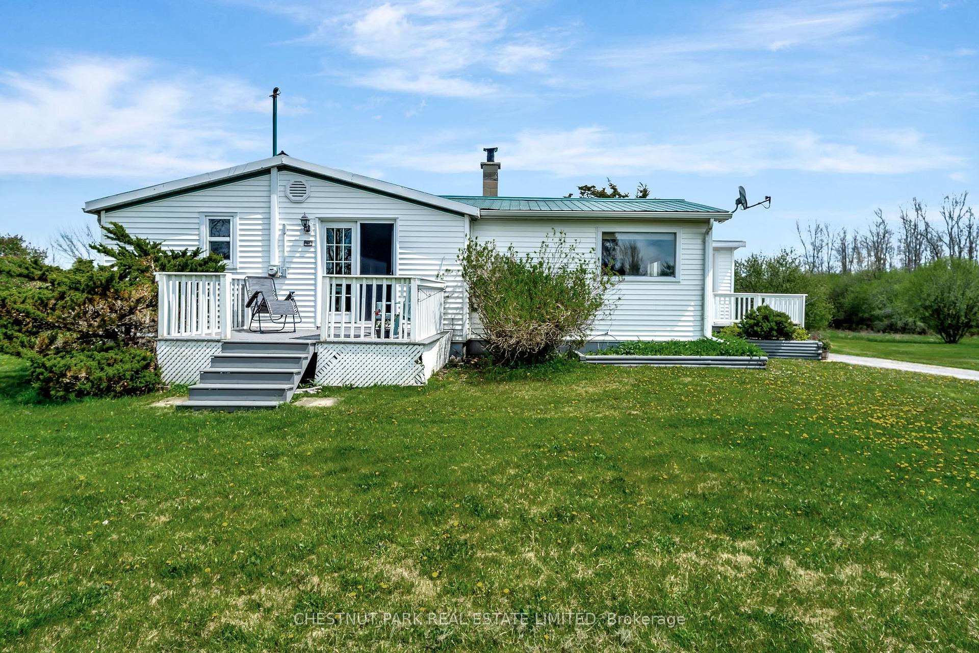 Photo 13 of 418 Matthie Road, Prince Edward County, Bloomfield — HOMEH