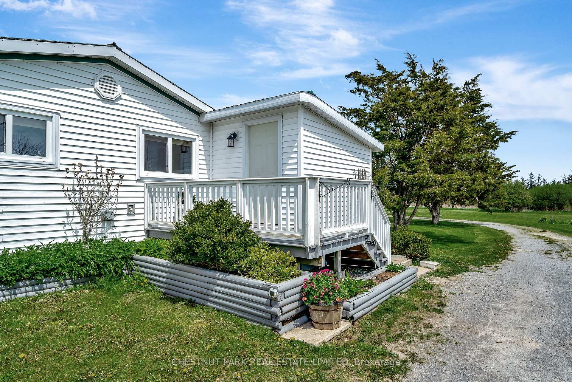 Photo 9 of 418 Matthie Road, Prince Edward County, Bloomfield — HOMEH