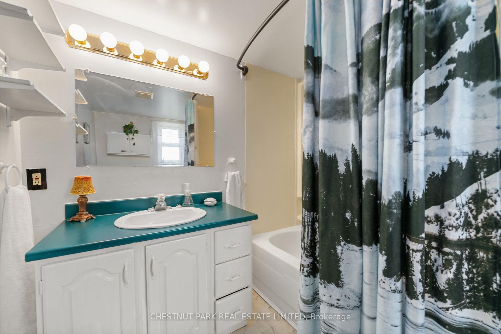 Photo 17 of 418 Matthie Road, Prince Edward County, Bloomfield — HOMEH