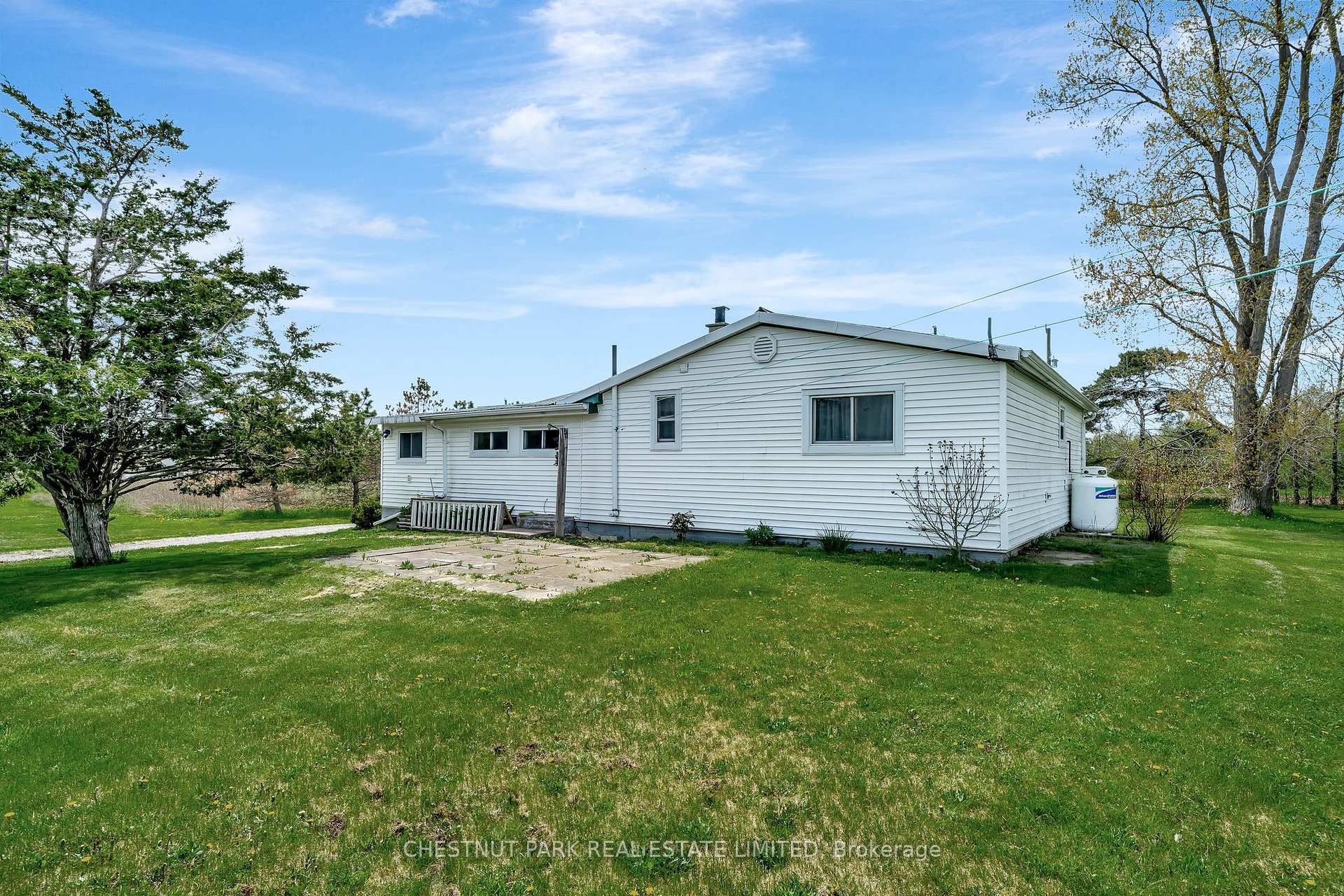 Photo 32 of 418 Matthie Road, Prince Edward County, Bloomfield — HOMEH