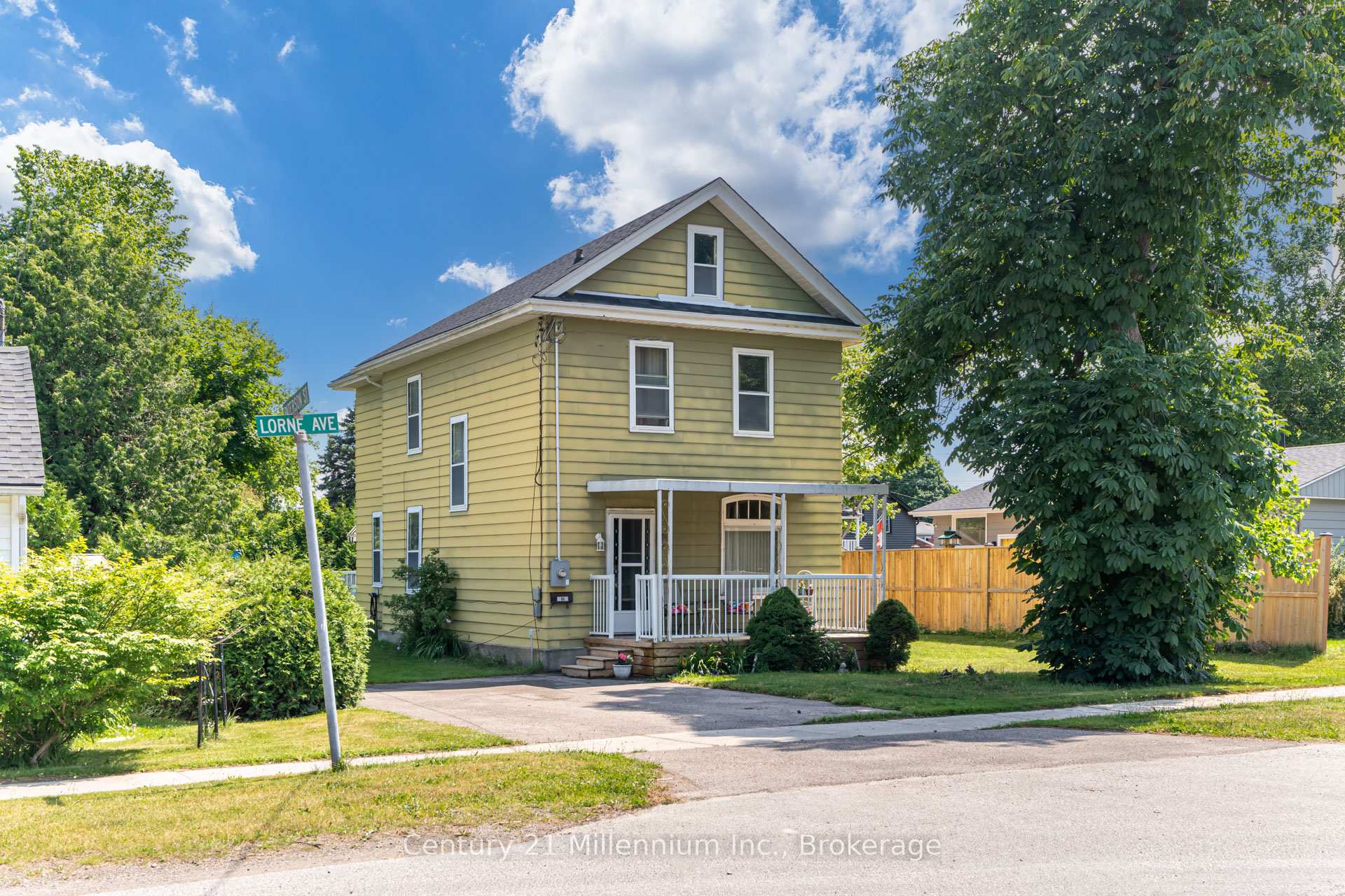 Photo 5 of 14 Lorne Avenue, Collingwood — HOMEH