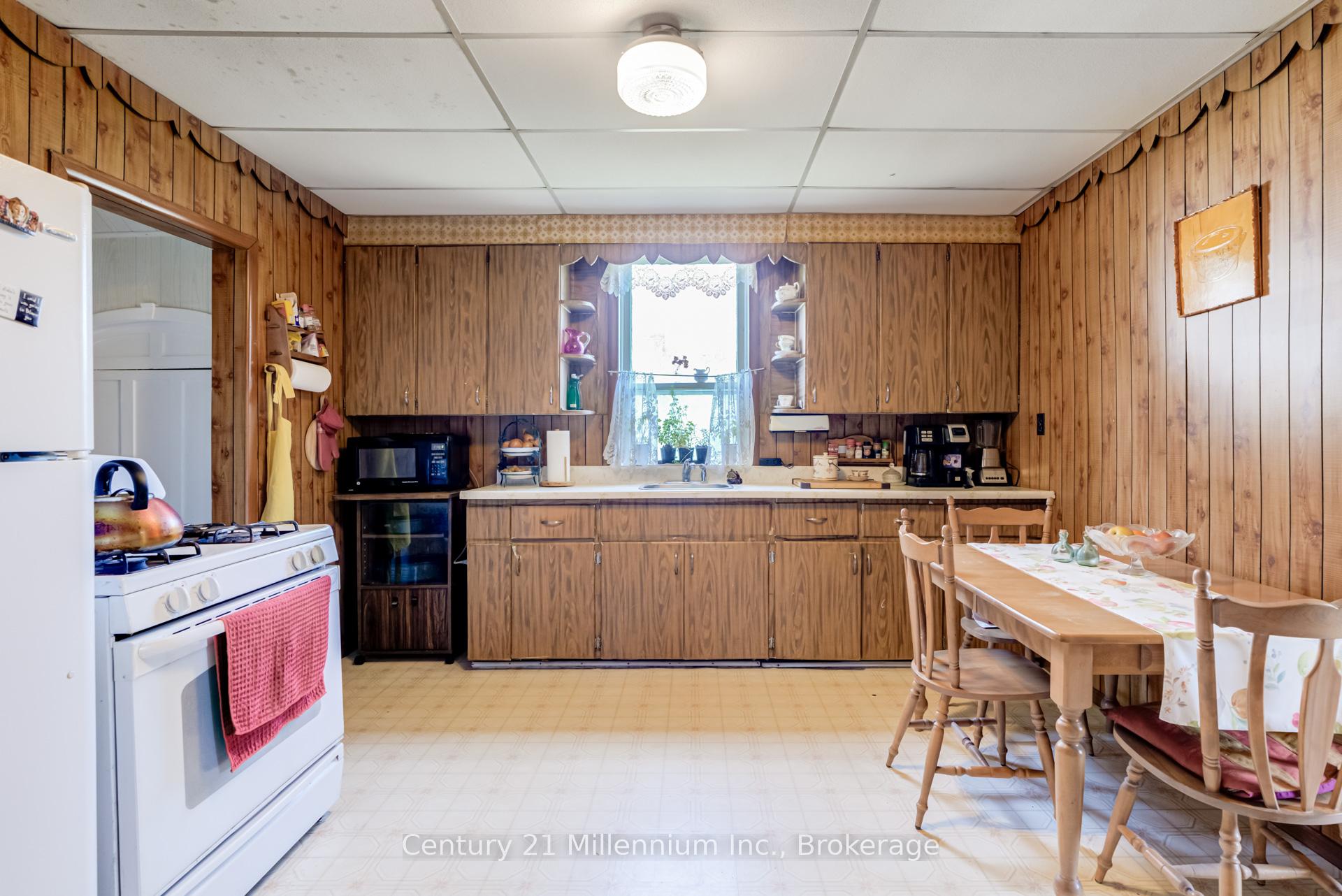 Photo 42 of 14 Lorne Avenue, Collingwood — HOMEH