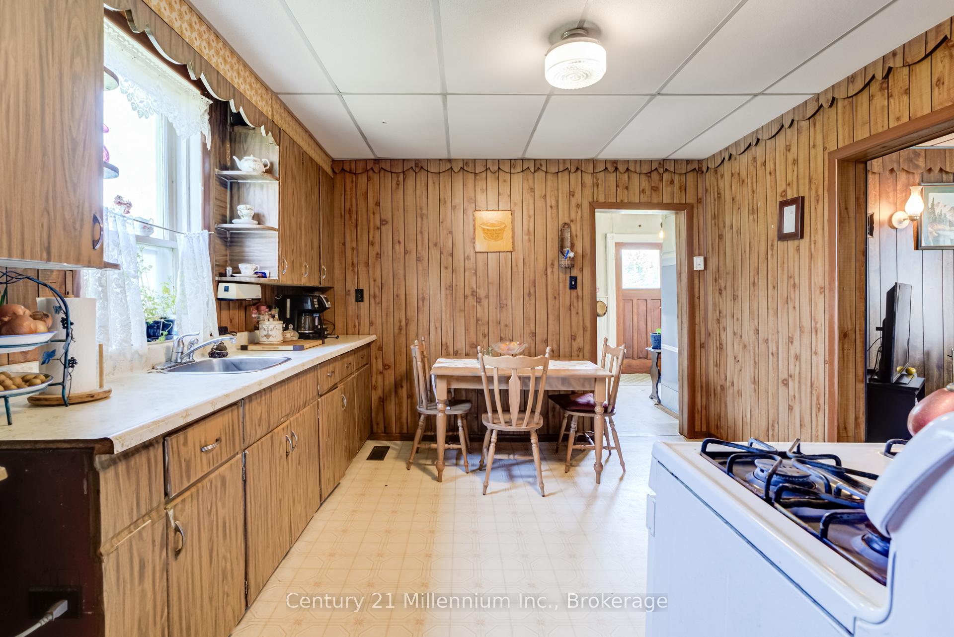 Photo 21 of 14 Lorne Avenue, Collingwood — HOMEH