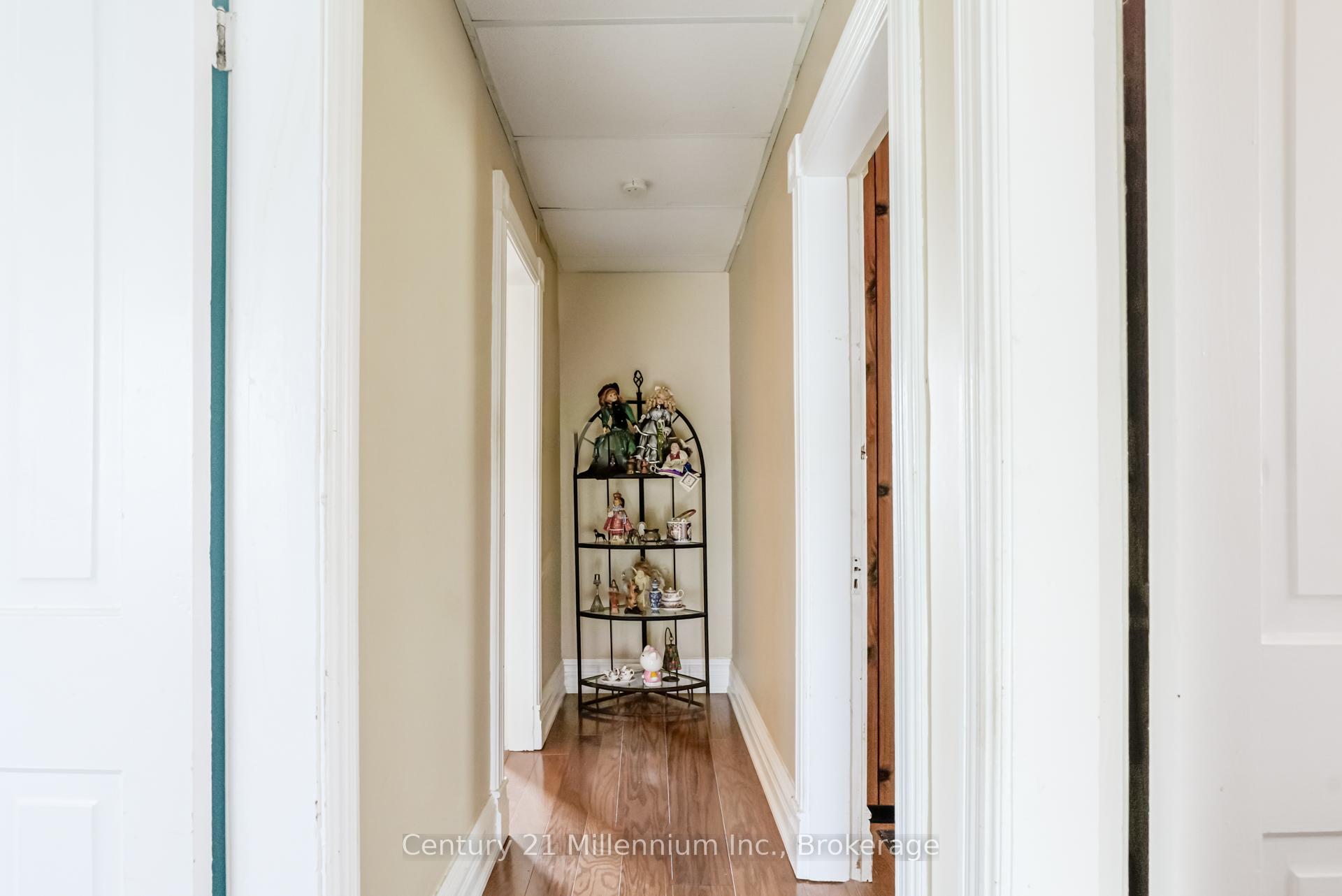 Photo 16 of 14 Lorne Avenue, Collingwood — HOMEH