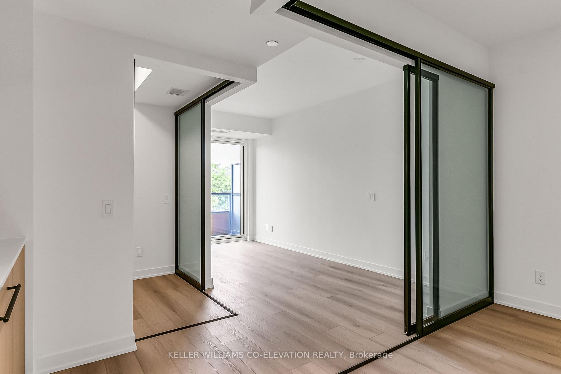Photo 2 of Unit 510, 5 Lakeview Avenue, Toronto, Trinity-Bellwoods — HOMEH