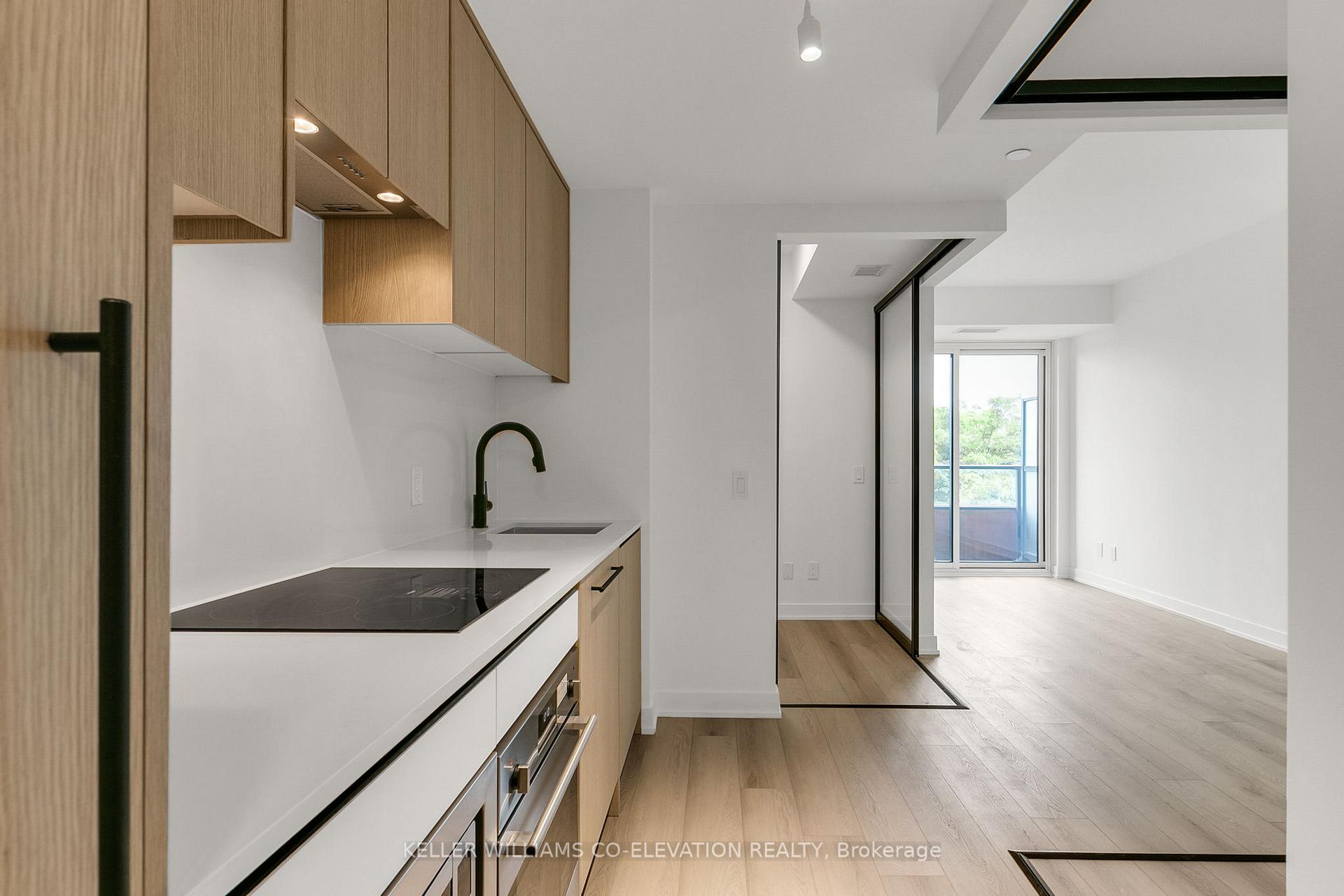 Photo 4 of Unit 510, 5 Lakeview Avenue, Toronto, Trinity-Bellwoods — HOMEH