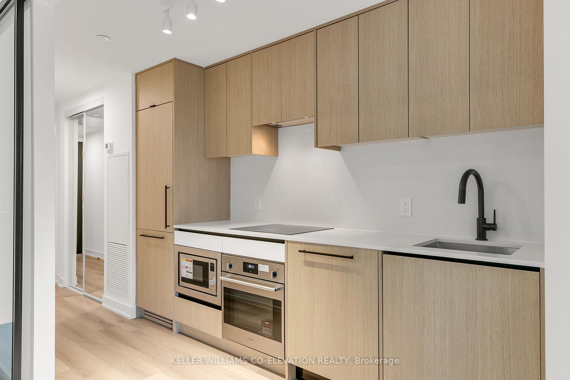 Photo 6 of Unit 510, 5 Lakeview Avenue, Toronto, Trinity-Bellwoods — HOMEH