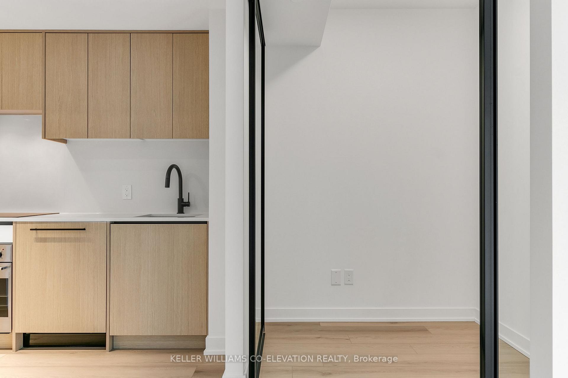 Photo 7 of Unit 510, 5 Lakeview Avenue, Toronto, Trinity-Bellwoods — HOMEH