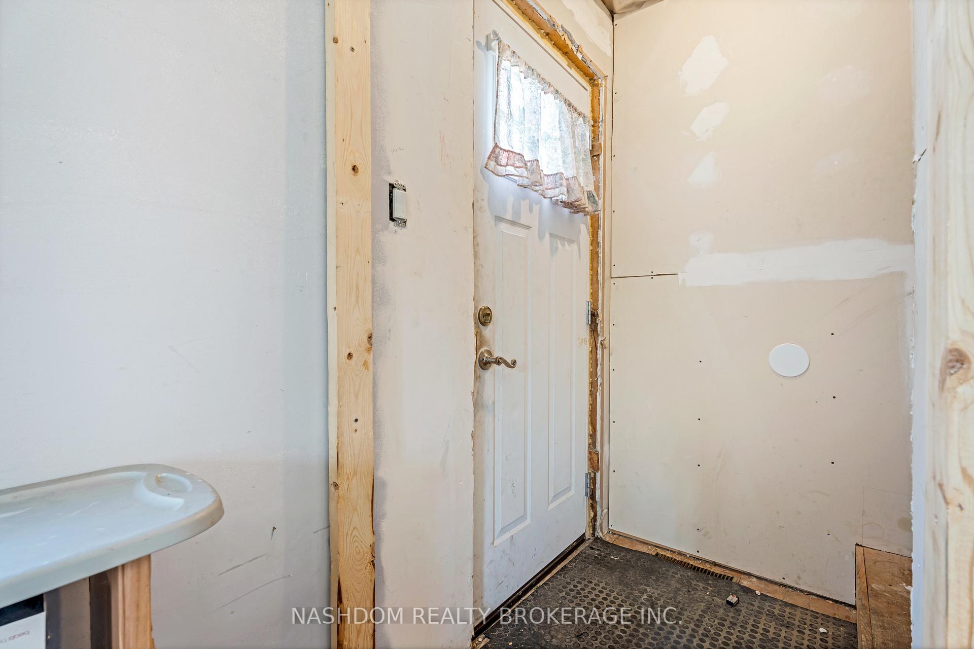 Photo 2 of 306 Adeline Avenue, Hamilton, Normanhurst — HOMEH