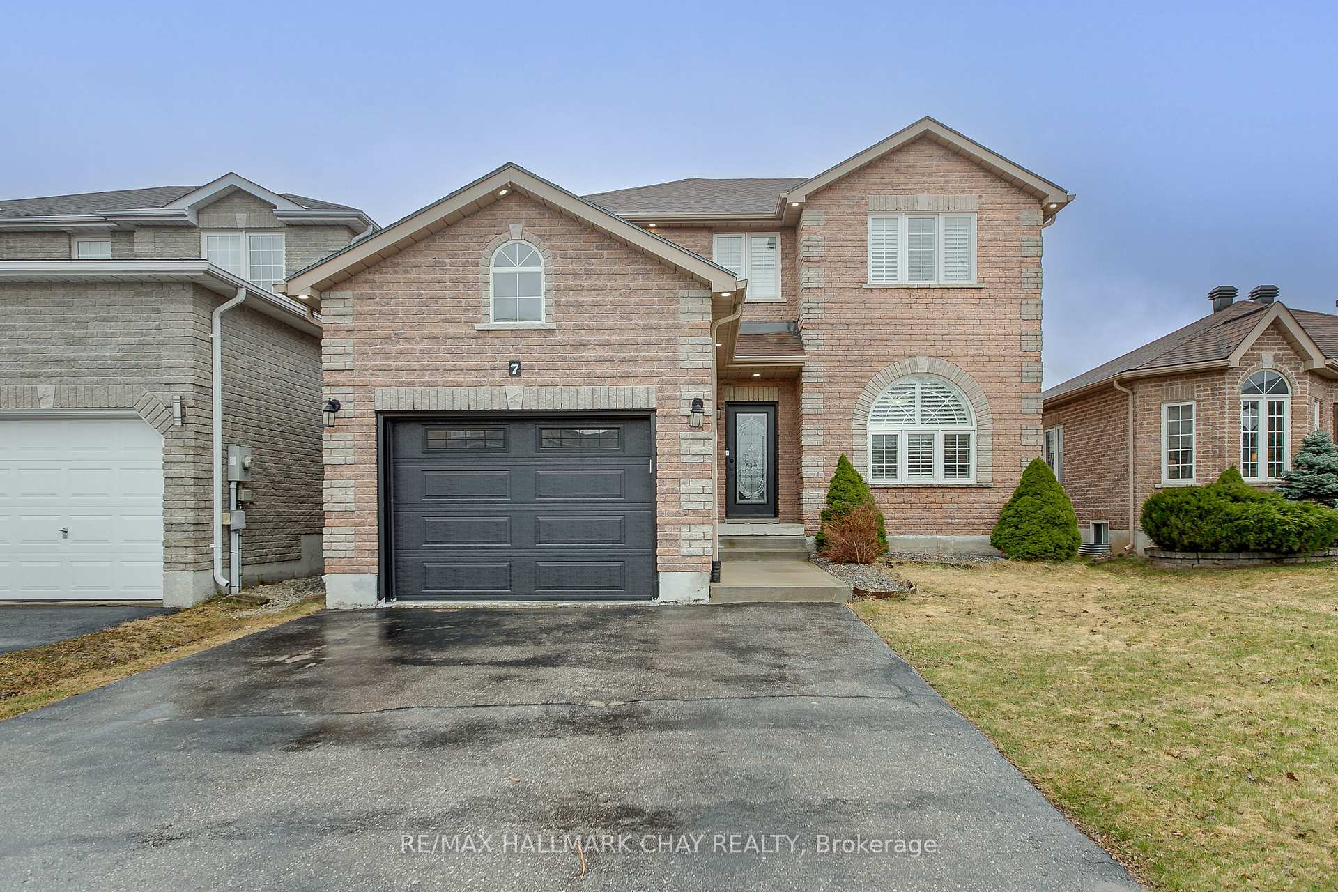 Front of 7 Penvill Trail