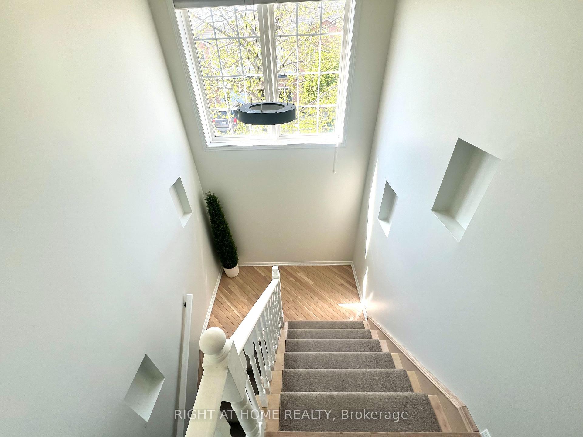 Photo 6 of Unit 15, 485 Green Road, Hamilton, Stoney Creek — HOMEH