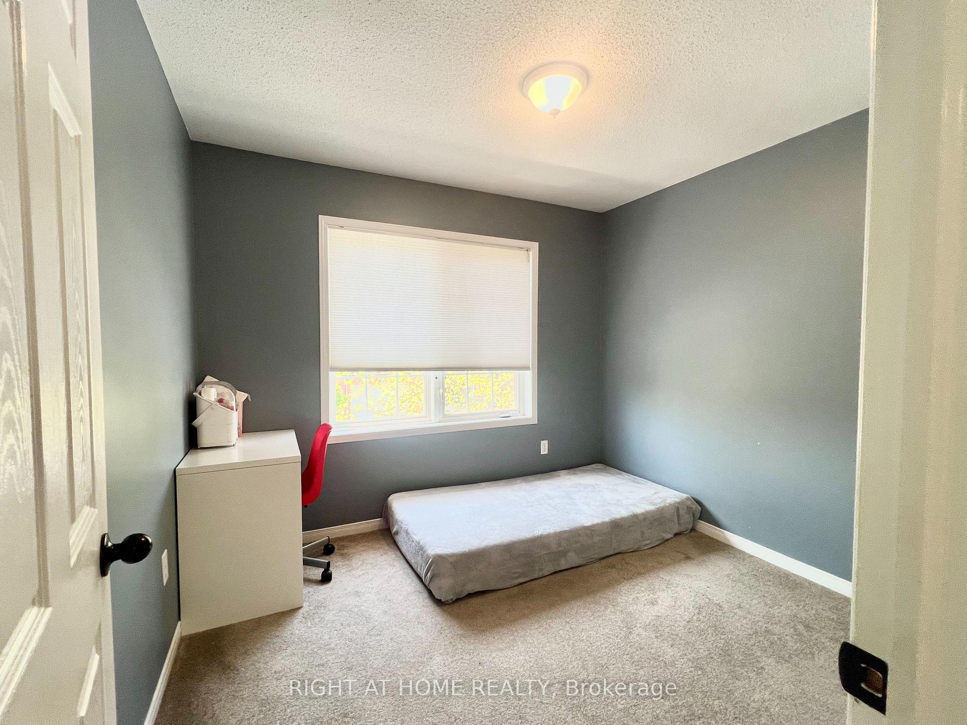 Photo 13 of Unit 15, 485 Green Road, Hamilton, Stoney Creek — HOMEH