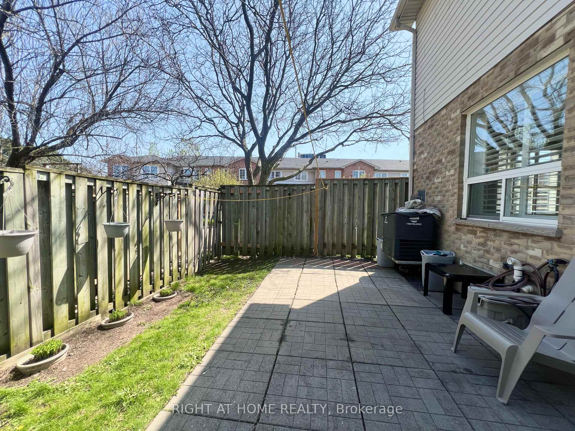 Photo 26 of Unit 15, 485 Green Road, Hamilton, Stoney Creek — HOMEH