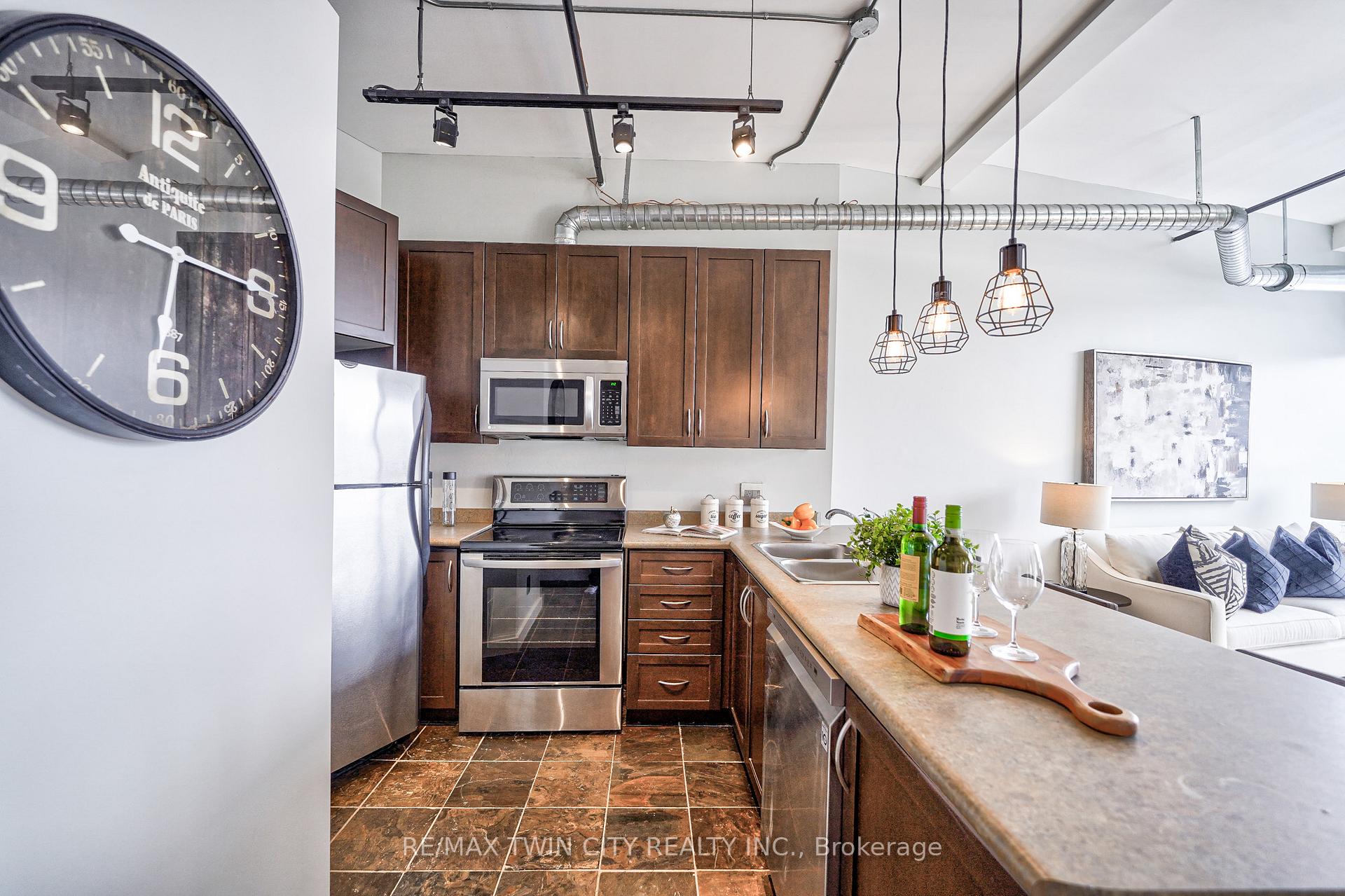 Photo 9 of Unit UNIT 500, 120 Mansion Street, Kitchener, Central Frederick — HOMEH