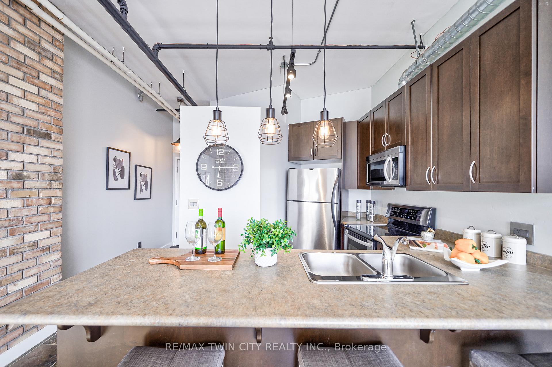 Photo 15 of Unit UNIT 500, 120 Mansion Street, Kitchener, Central Frederick — HOMEH