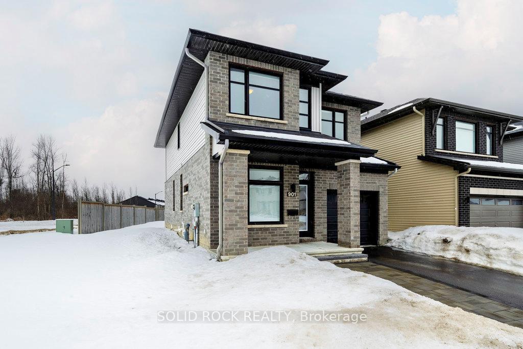 Photo 4 of 901 Atrium Ridge, Ottawa, Riverside South/Gloucester Glen — HOMEH