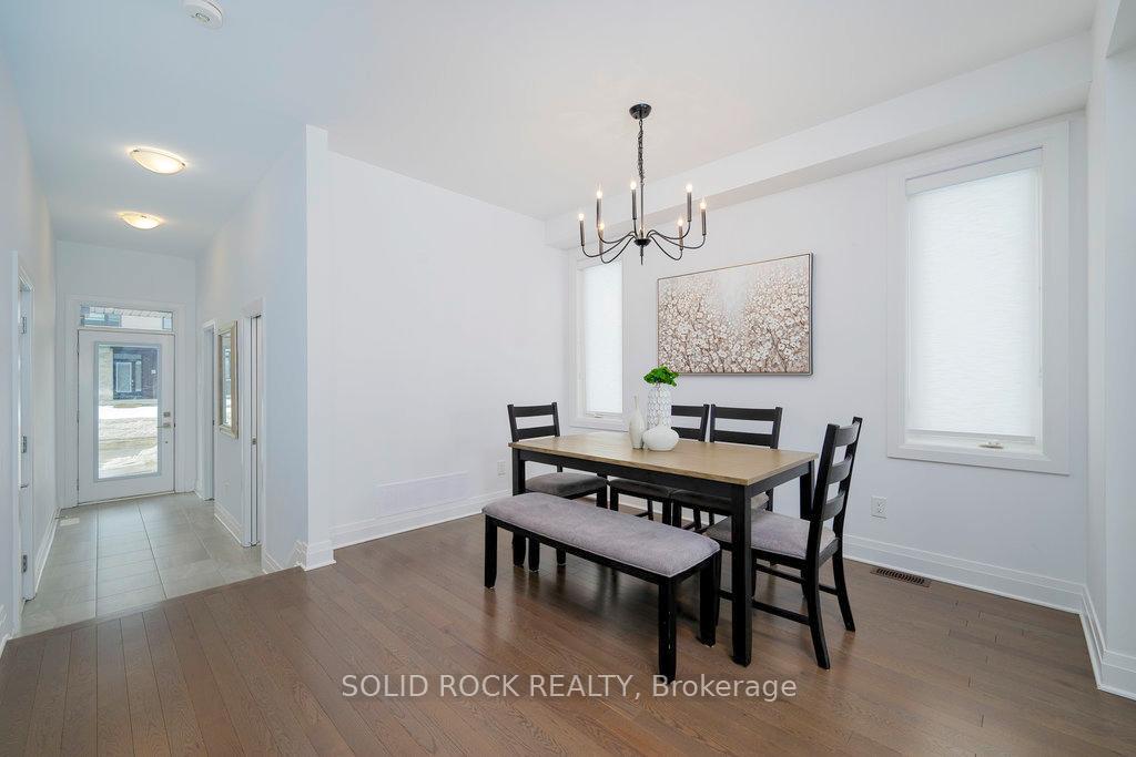 Photo 7 of 901 Atrium Ridge, Ottawa, Riverside South/Gloucester Glen — HOMEH