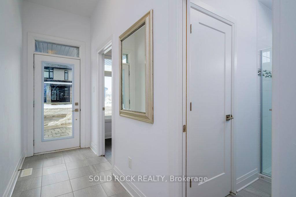 Photo 12 of 901 Atrium Ridge, Ottawa, Riverside South/Gloucester Glen — HOMEH
