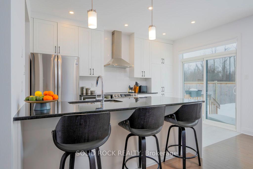 Photo 14 of 901 Atrium Ridge, Ottawa, Riverside South/Gloucester Glen — HOMEH