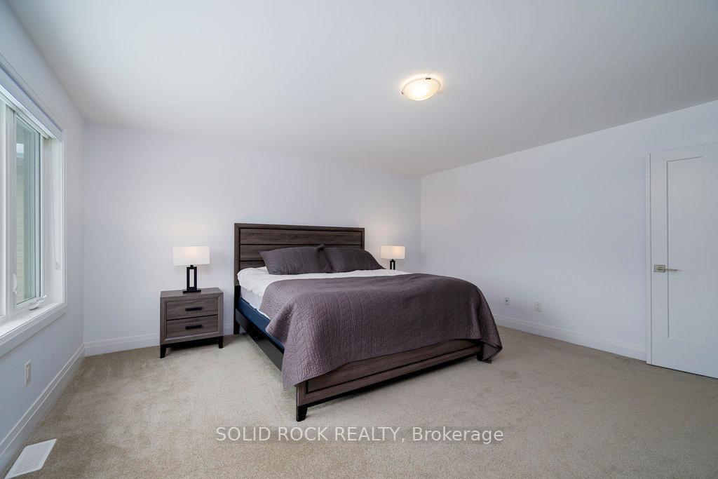 Photo 20 of 901 Atrium Ridge, Ottawa, Riverside South/Gloucester Glen — HOMEH