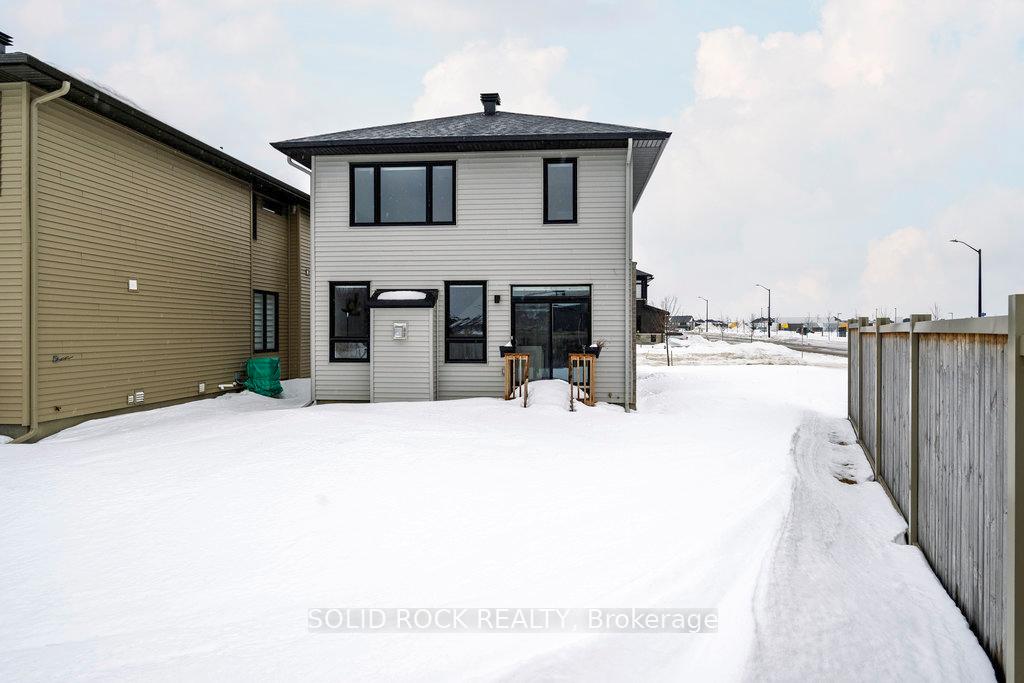 Photo 38 of 901 Atrium Ridge, Ottawa, Riverside South/Gloucester Glen — HOMEH