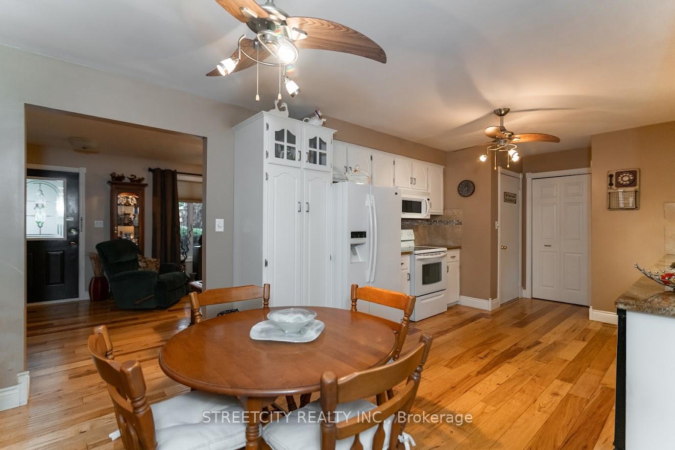 Photo 11 of 10 Hidden Valley Drive, Chatham-Kent, Blenheim — HOMEH