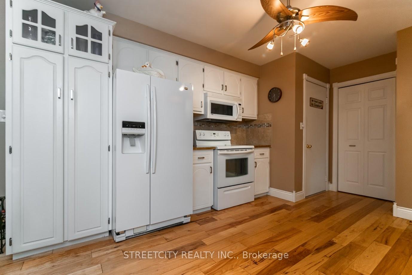 Photo 16 of 10 Hidden Valley Drive, Chatham-Kent, Blenheim — HOMEH