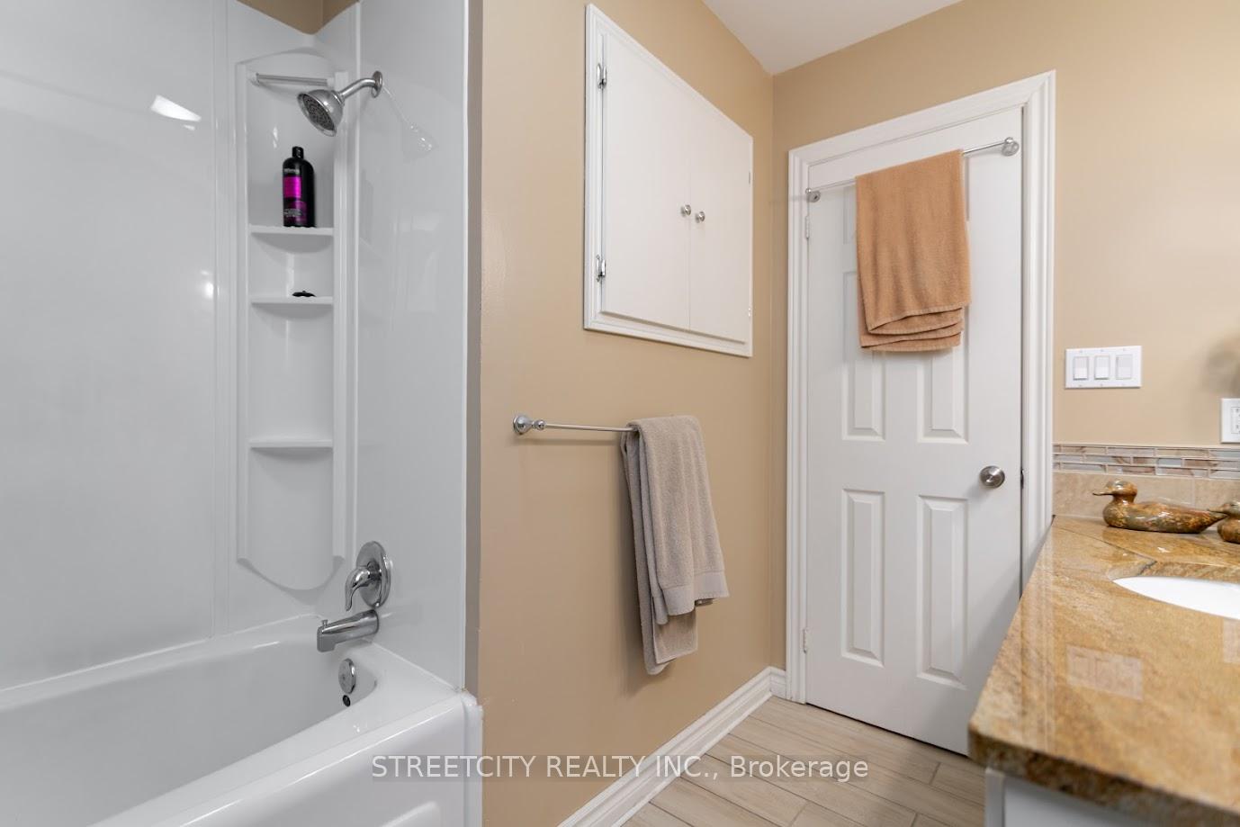 Photo 21 of 10 Hidden Valley Drive, Chatham-Kent, Blenheim — HOMEH