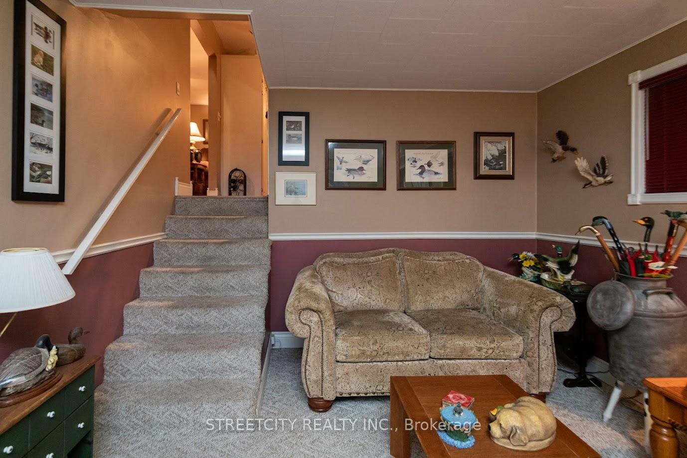 Photo 17 of 10 Hidden Valley Drive, Chatham-Kent, Blenheim — HOMEH