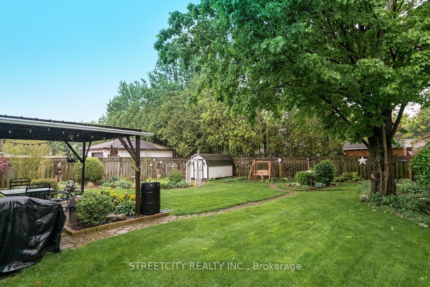 Photo 33 of 10 Hidden Valley Drive, Chatham-Kent, Blenheim — HOMEH