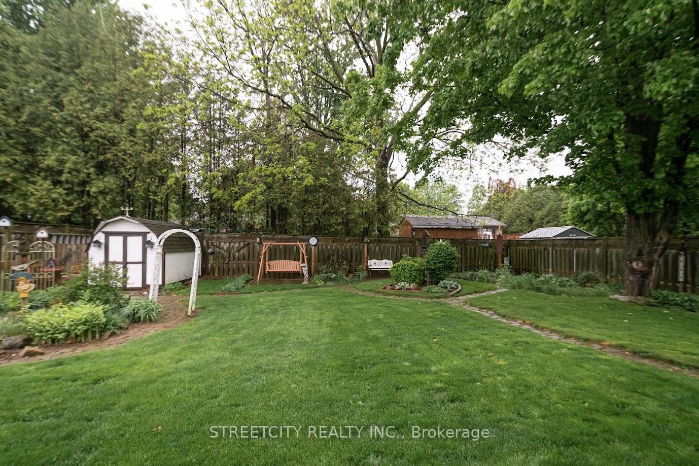 Photo 34 of 10 Hidden Valley Drive, Chatham-Kent, Blenheim — HOMEH