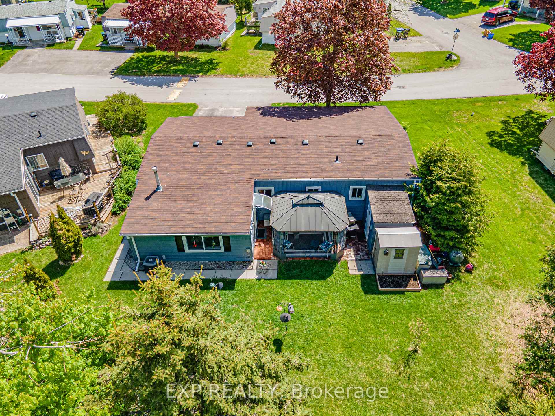 Photo 48 of 6 Norris Arm, Innisfil, Rural Innisfil — HOMEH