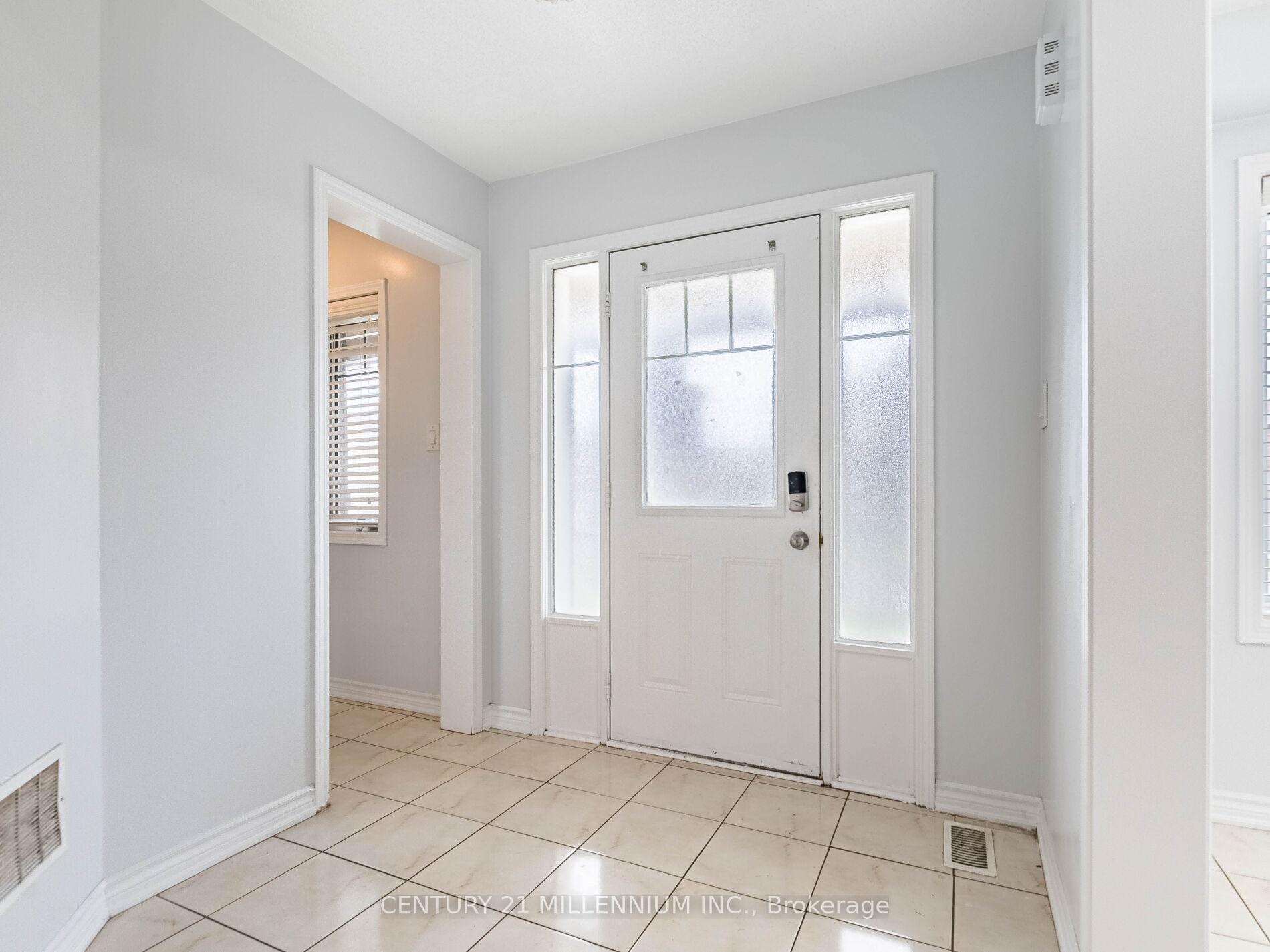 Photo 5 of 347 Robert Parkinson Drive, Brampton, Northwest Brampton — HOMEH