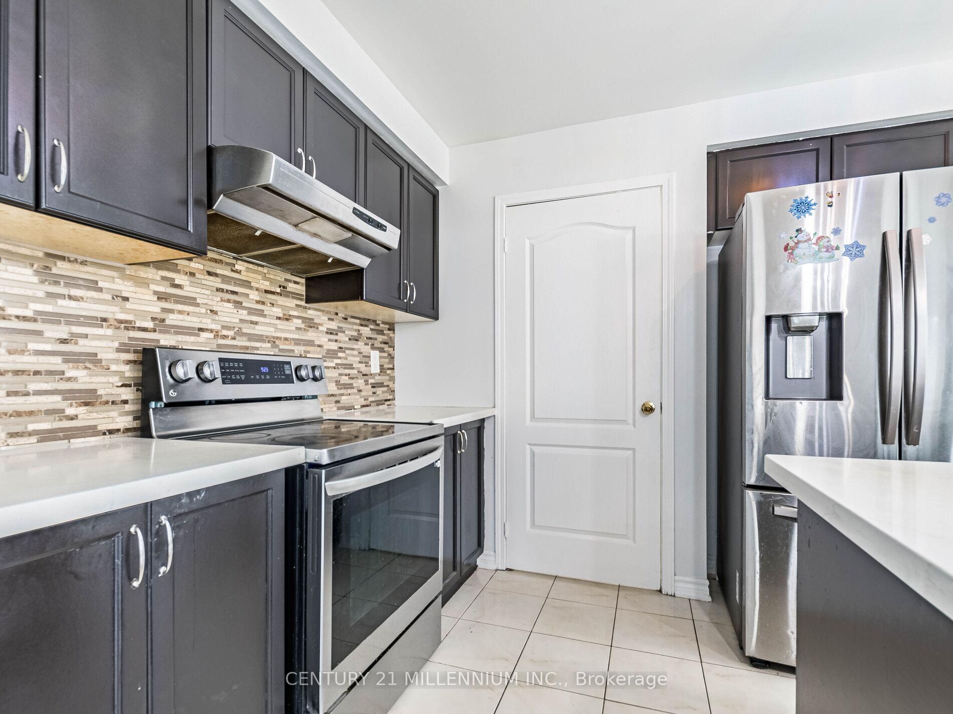 Photo 12 of 347 Robert Parkinson Drive, Brampton, Northwest Brampton — HOMEH