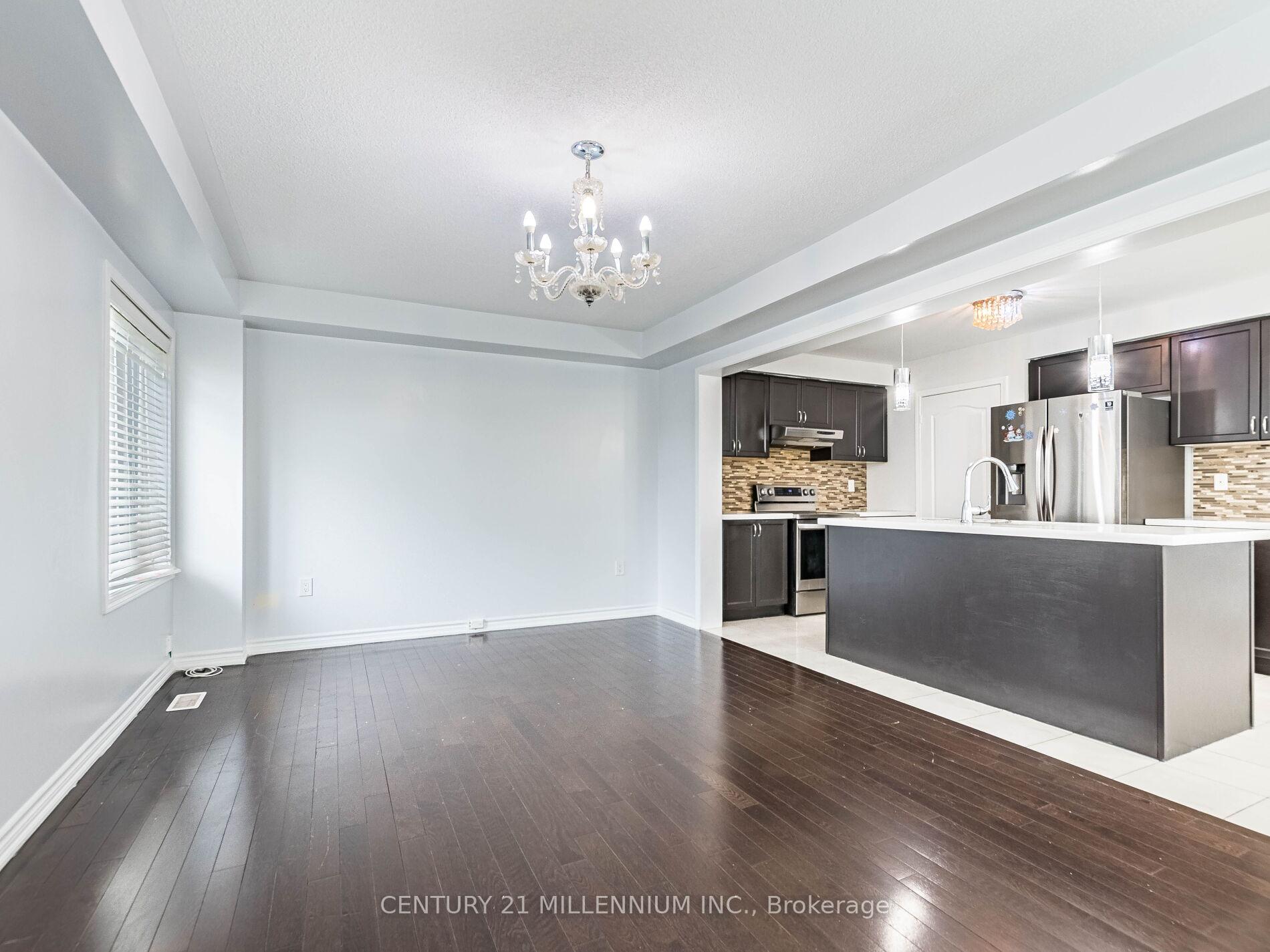 Photo 14 of 347 Robert Parkinson Drive, Brampton, Northwest Brampton — HOMEH