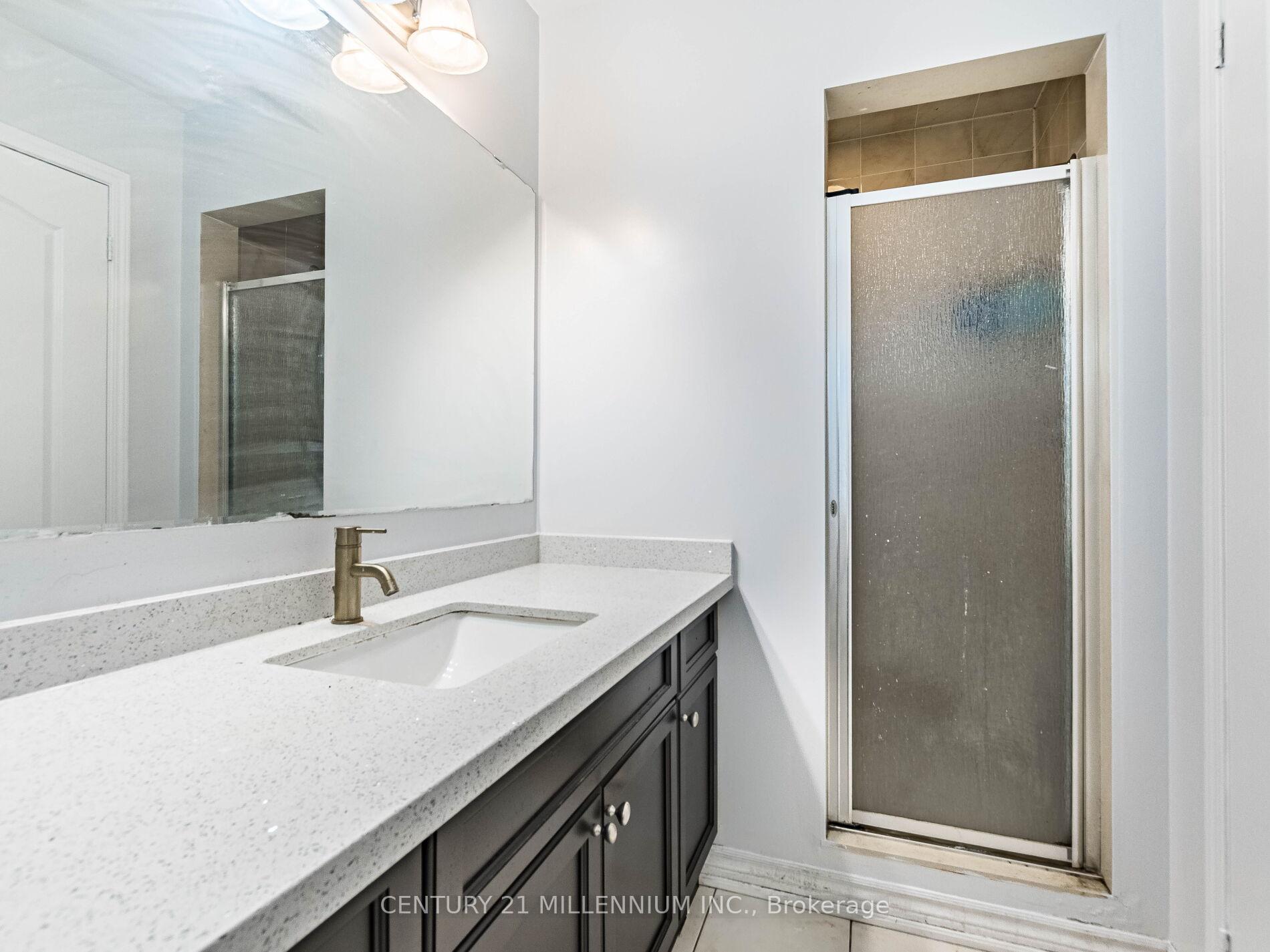 Photo 23 of 347 Robert Parkinson Drive, Brampton, Northwest Brampton — HOMEH