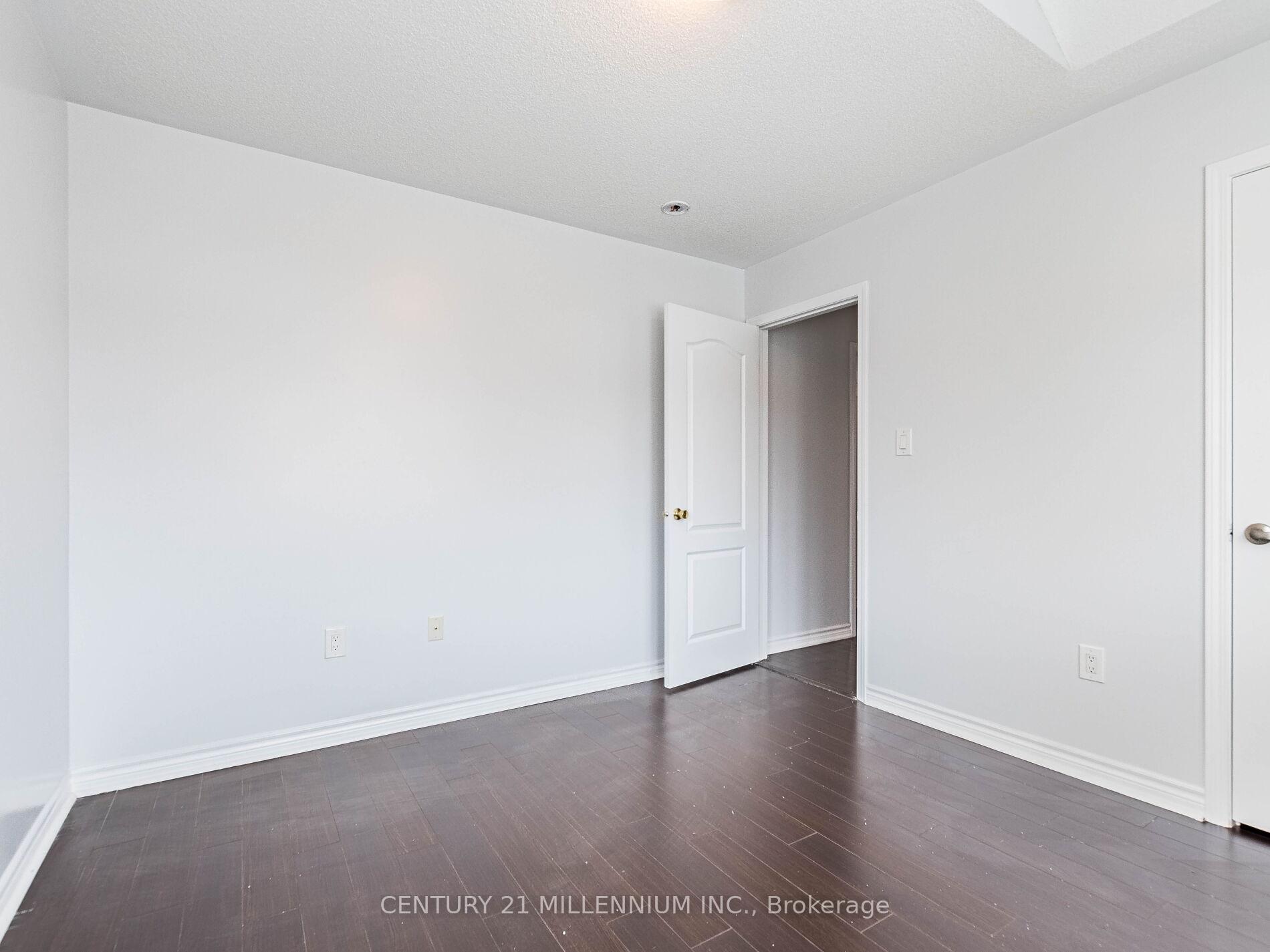Photo 28 of 347 Robert Parkinson Drive, Brampton, Northwest Brampton — HOMEH