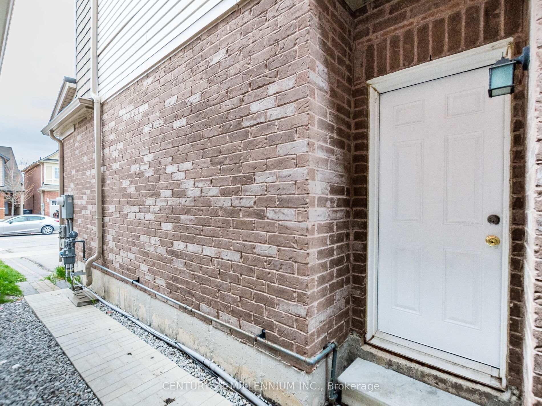 Photo 47 of 347 Robert Parkinson Drive, Brampton, Northwest Brampton — HOMEH
