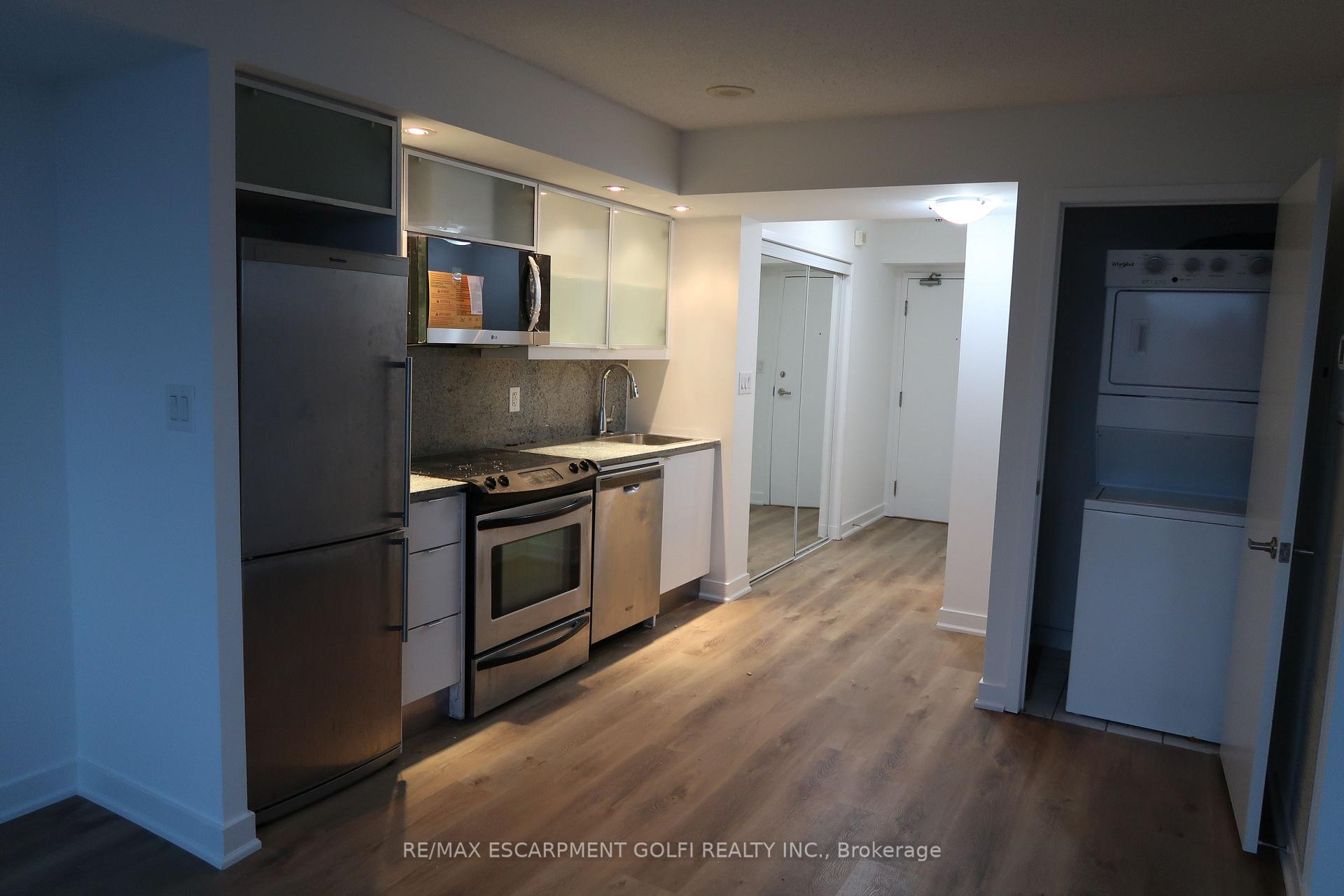 Photo 12 of Unit 4101, 25 Telegram Mews, Toronto, Waterfront Communities — HOMEH