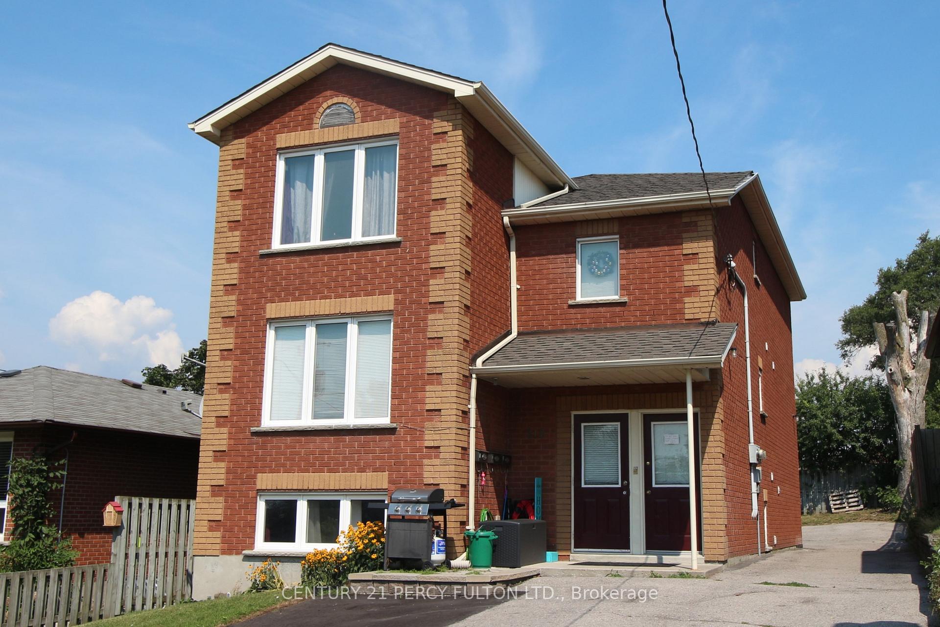 Front of 318 College Avenue